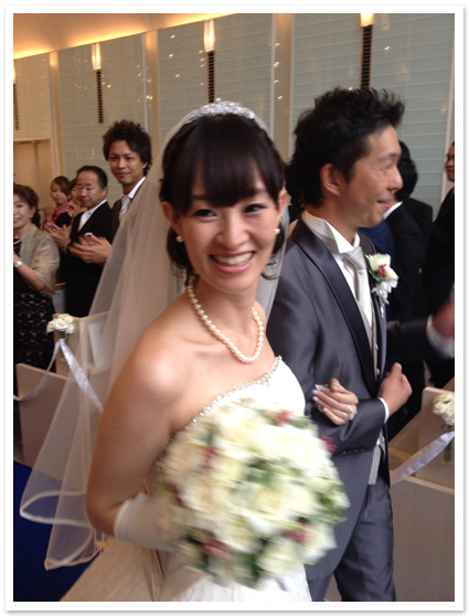 ティアラ　結婚式　ブライダル