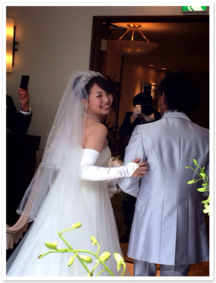 ウェディング　ティアラ 結婚式