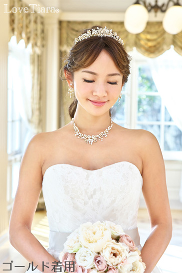 着用イメージ ティアラ ウエディング 結婚式