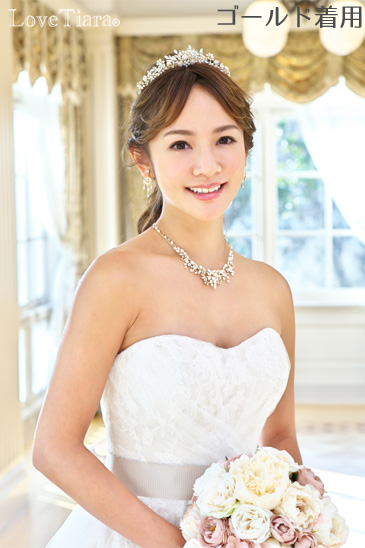 着用イメージ ティアラ ウエディング 結婚式