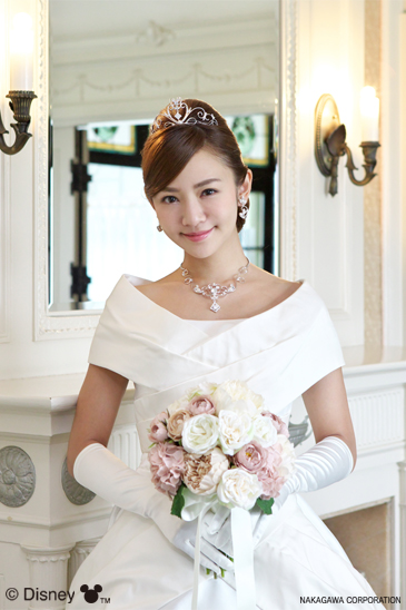 着用イメージ ティアラ ウエディング 結婚式