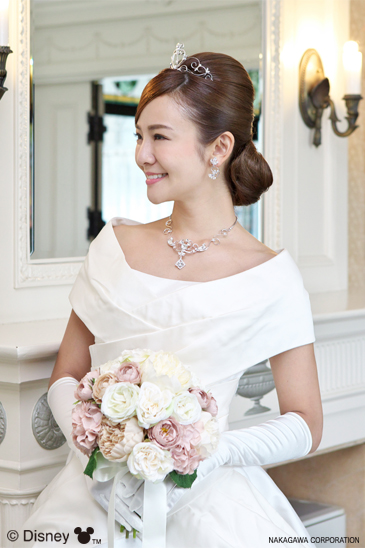 着用イメージ ティアラ ウエディング 結婚式