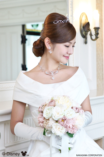 着用イメージ ティアラ ウエディング 結婚式