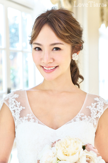 着用イメージ イヤリング ウエディング 結婚式