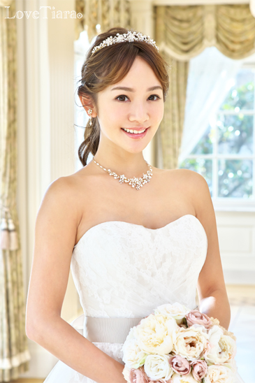 着用イメージ ティアラ ウエディング 結婚式
