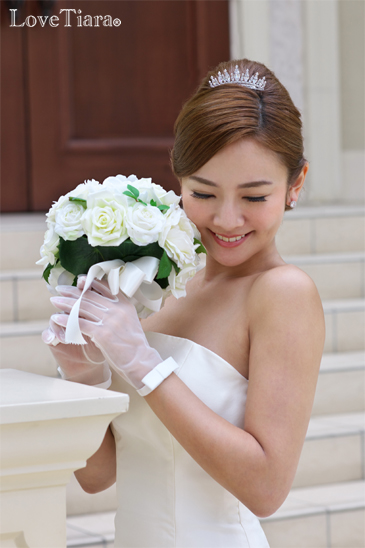 着用イメージ ティアラ ウエディング 結婚式