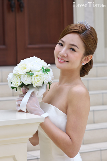 着用イメージ ティアラ ウエディング 結婚式