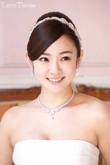 着用イメージ ネックレス ウエディング 結婚式