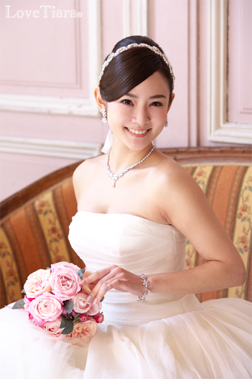 着用イメージ ネックレス ウエディング 結婚式