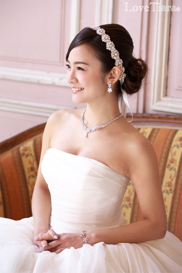着用イメージ ネックレス ウエディング 結婚式