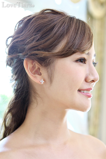 着用イメージ イヤリング ウエディング 結婚式