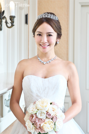 着用イメージ ティアラ ウエディング 結婚式