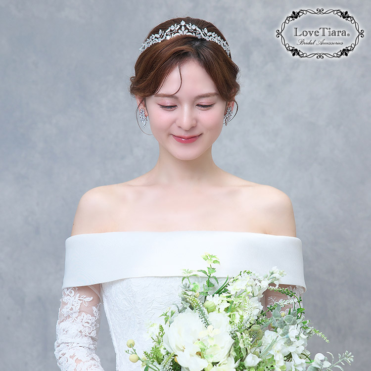 ティアラ　ウエディング　ブライダル　結婚式