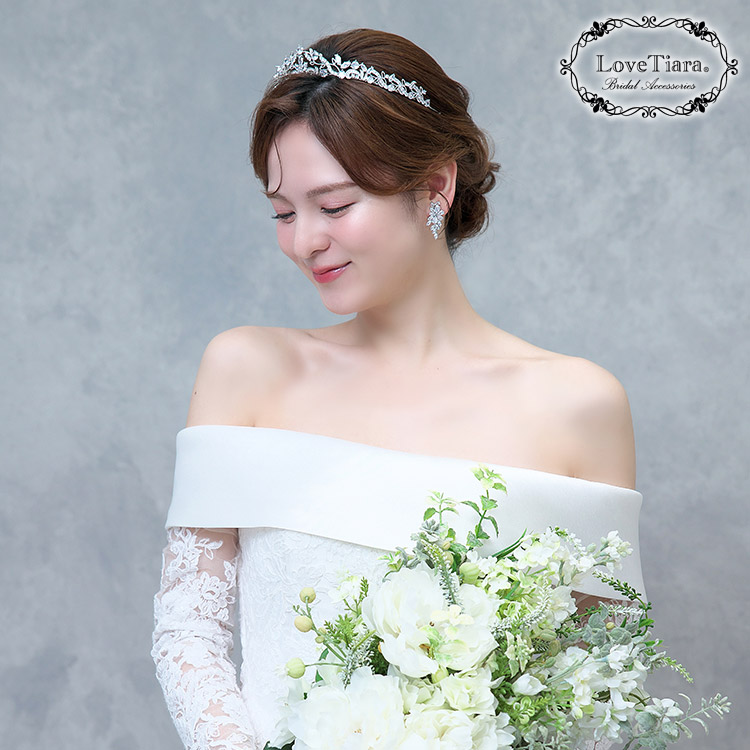 ティアラ　ウエディング　ブライダル　結婚式