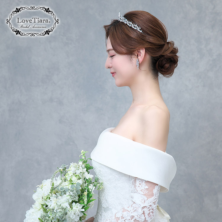 ティアラ　ウエディング　ブライダル　結婚式