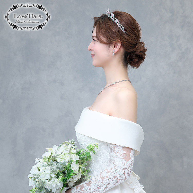ティアラ　ウエディング　ブライダル　結婚式