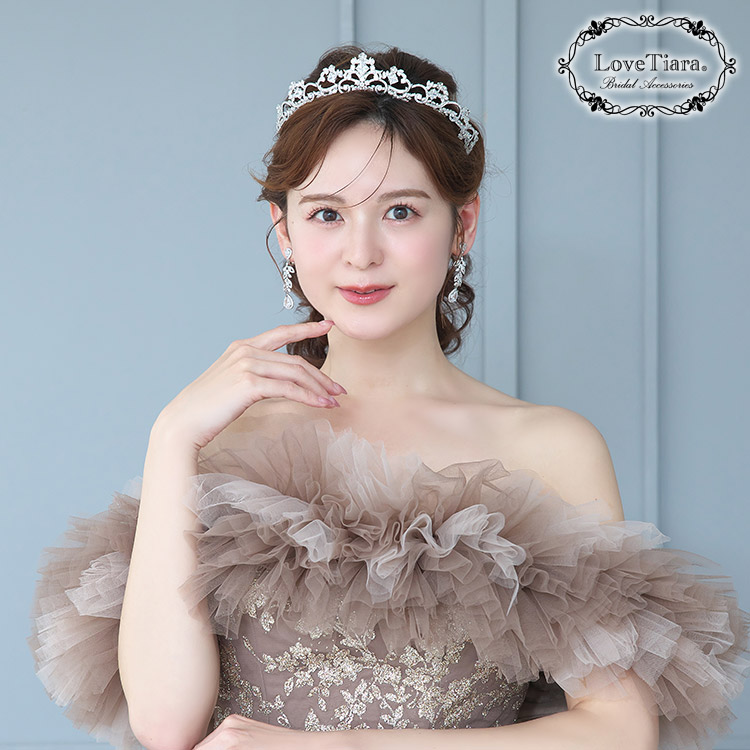 ティアラ　ウエディング　ブライダル　結婚式