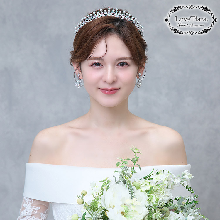 ティアラ　ウエディング　ブライダル　結婚式