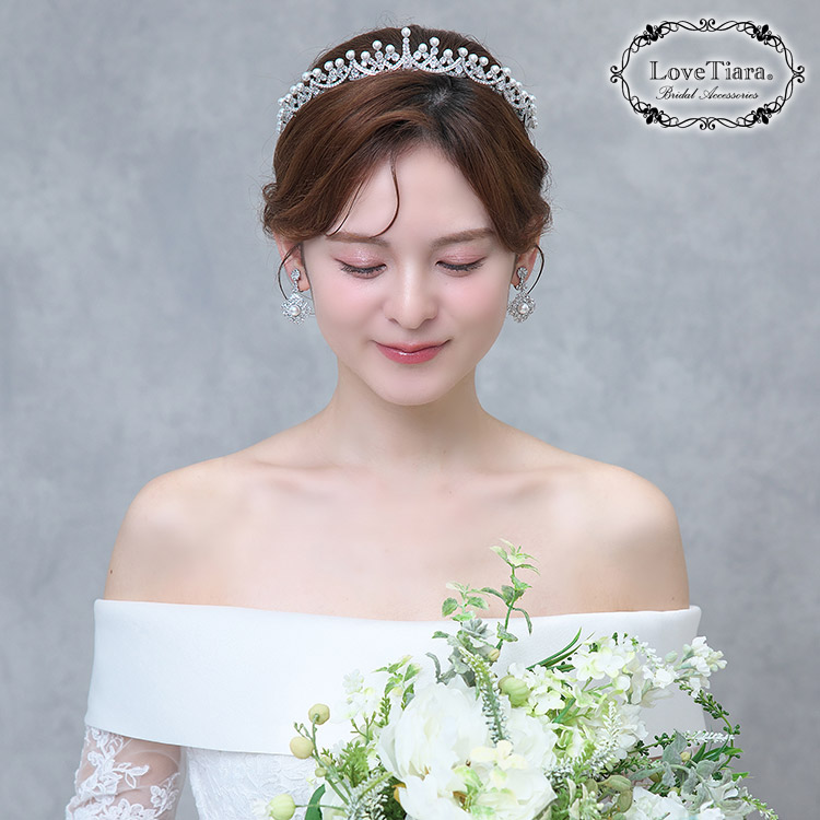 ティアラ　ウエディング　ブライダル　結婚式