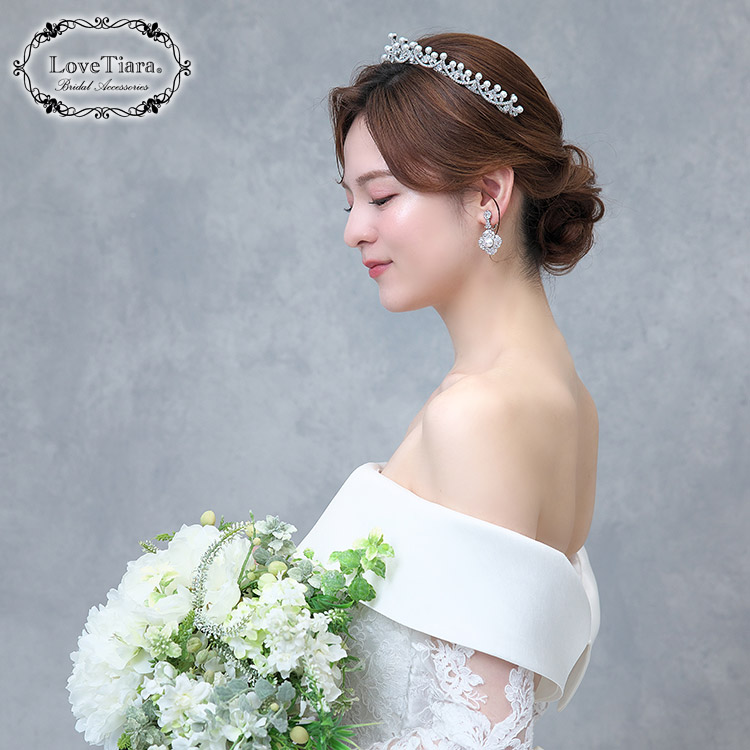 ティアラ　ウエディング　ブライダル　結婚式