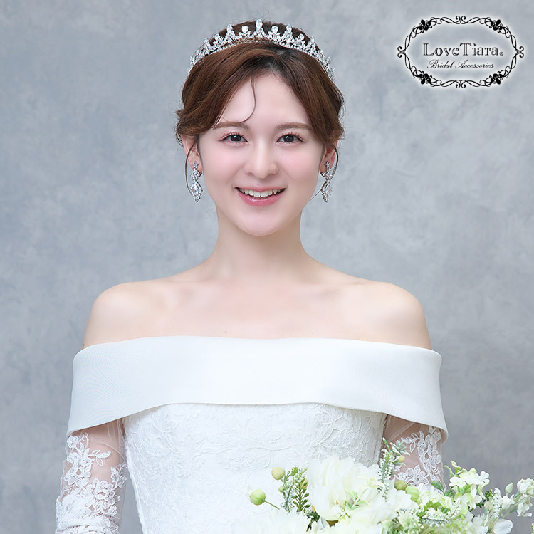 ティアラ　ウエディング　ブライダル　結婚式