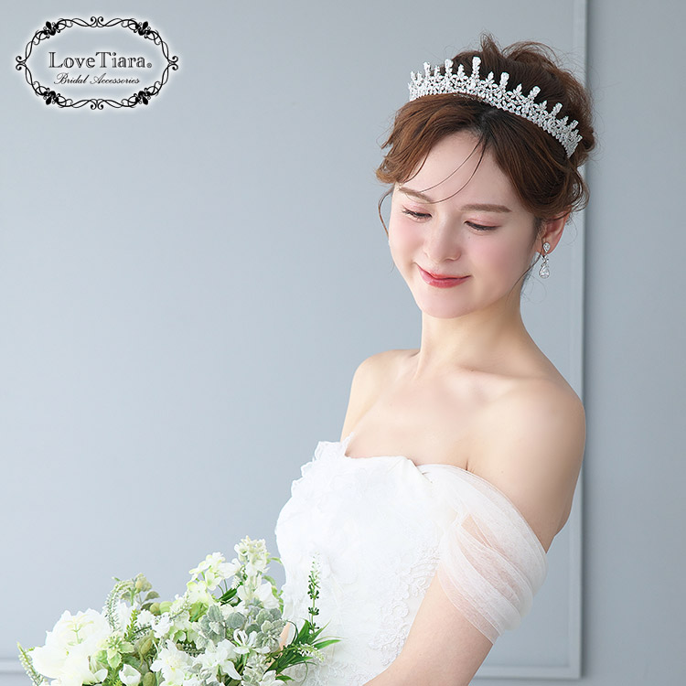ティアラ　ウエディング　ブライダル　結婚式