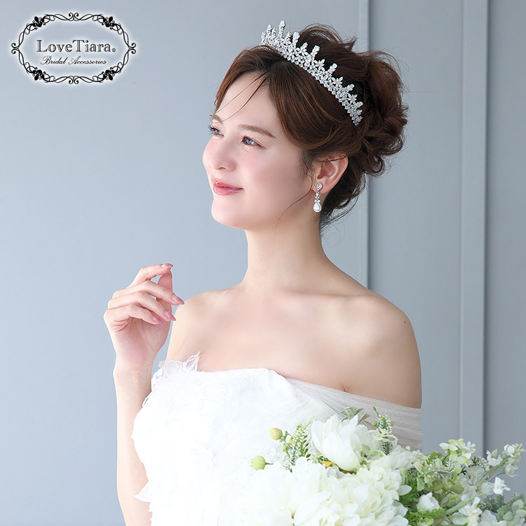 ティアラ　ウエディング　ブライダル　結婚式