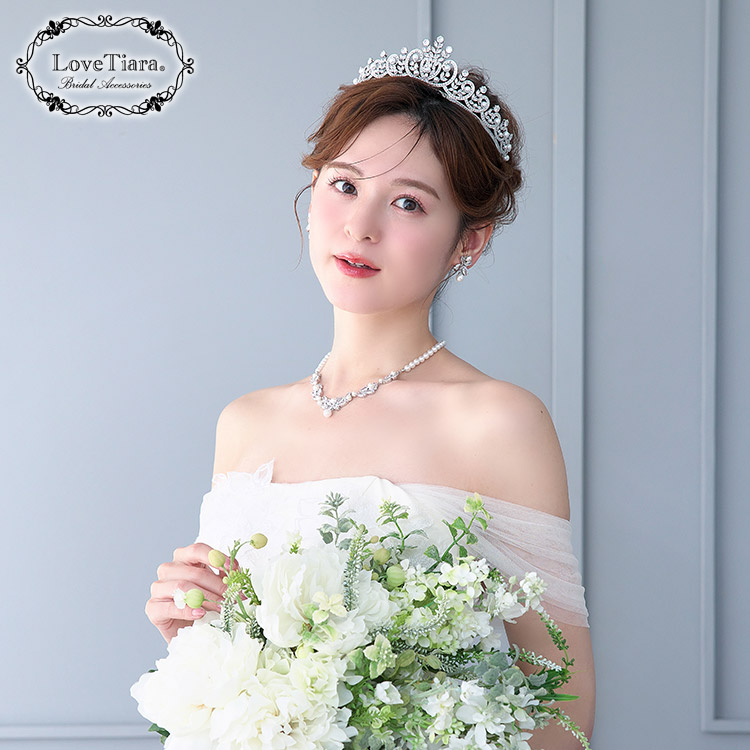 ティアラ　ウエディング　ブライダル　結婚式