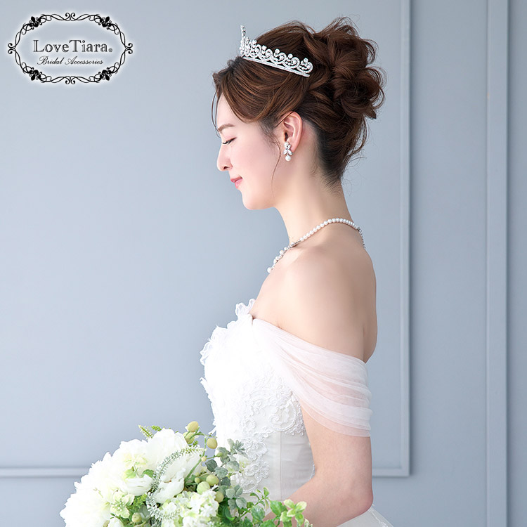 ティアラ　ウエディング　ブライダル　結婚式