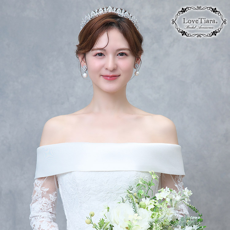 ティアラ　ウエディング　ブライダル　結婚式