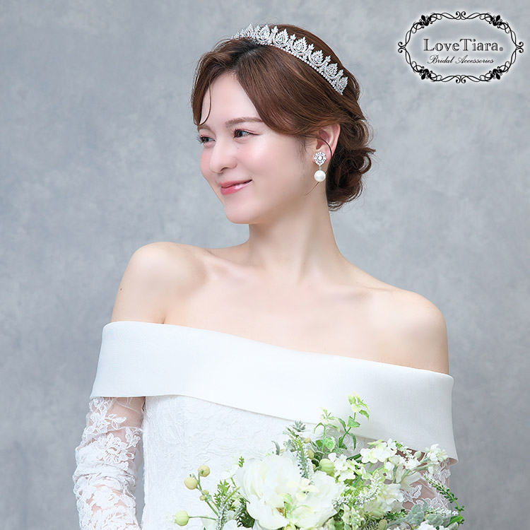ティアラ　ウエディング　ブライダル　結婚式