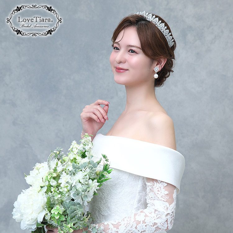ティアラ　ウエディング　ブライダル　結婚式
