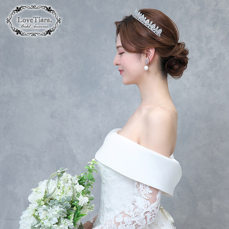 ティアラ　ウエディング　ブライダル　結婚式