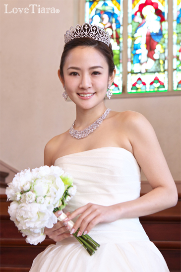 着用イメージ ティアラ ウエディング 結婚式