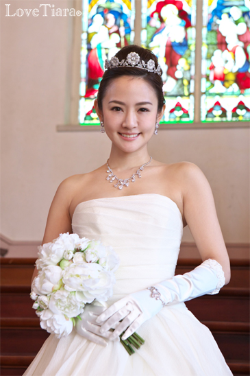 着用イメージ ティアラ ウエディング 結婚式