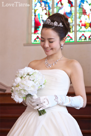 着用イメージ ティアラ ウエディング 結婚式