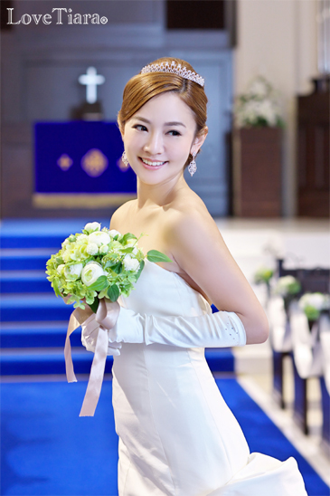 着用イメージ ティアラ ウエディング 結婚式