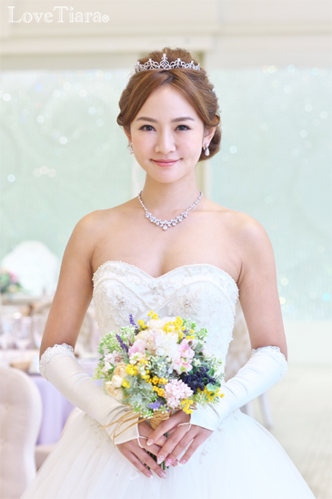 着用イメージ グローブ ウエディング 結婚式
