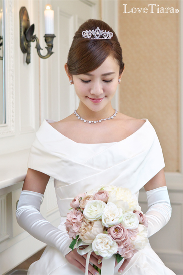 着用イメージ グローブ ウエディング 結婚式