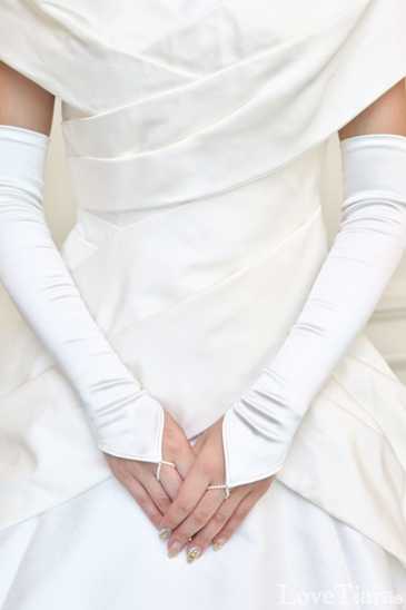 着用イメージ グローブ ウエディング 結婚式