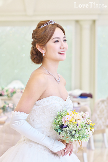 着用イメージ グローブ ウエディング 結婚式