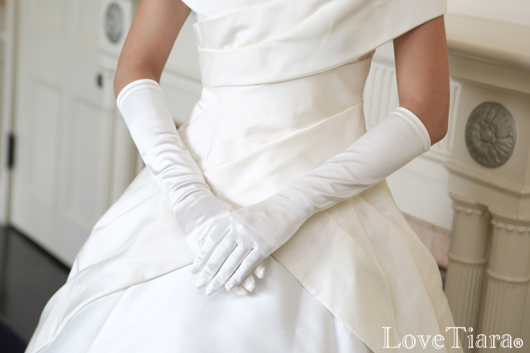 着用イメージ グローブ ウエディング 結婚式