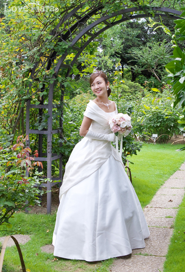 着用イメージ グローブ ウエディング 結婚式