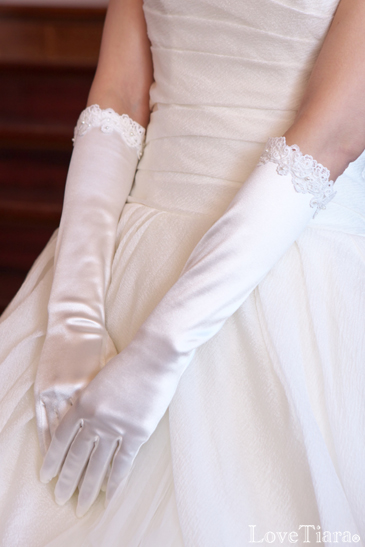 着用イメージ グローブ ウエディング 結婚式