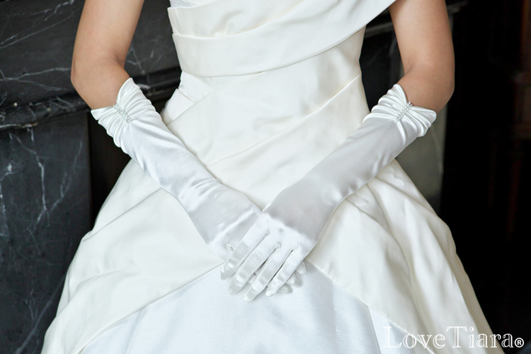 着用イメージ グローブ ウエディング 結婚式