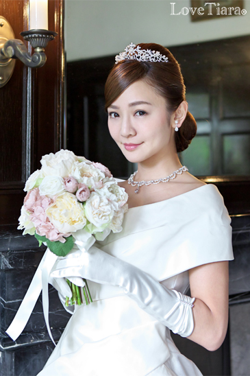 着用イメージ グローブ ウエディング 結婚式