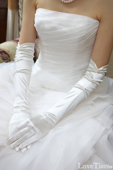 着用イメージ グローブ ウエディング 結婚式