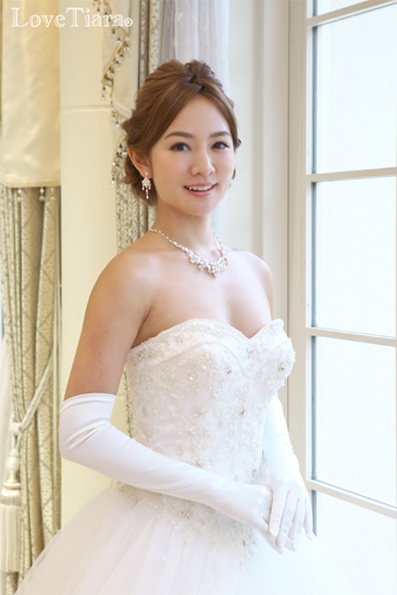 着用イメージ グローブ ウエディング 結婚式