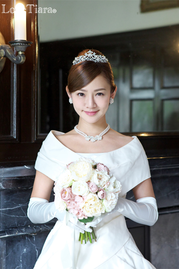 着用イメージ グローブ ウエディング 結婚式
