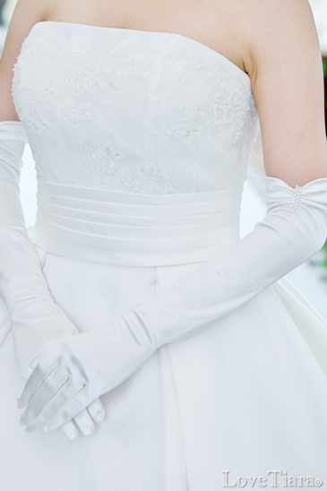 着用イメージ グローブ ウエディング 結婚式